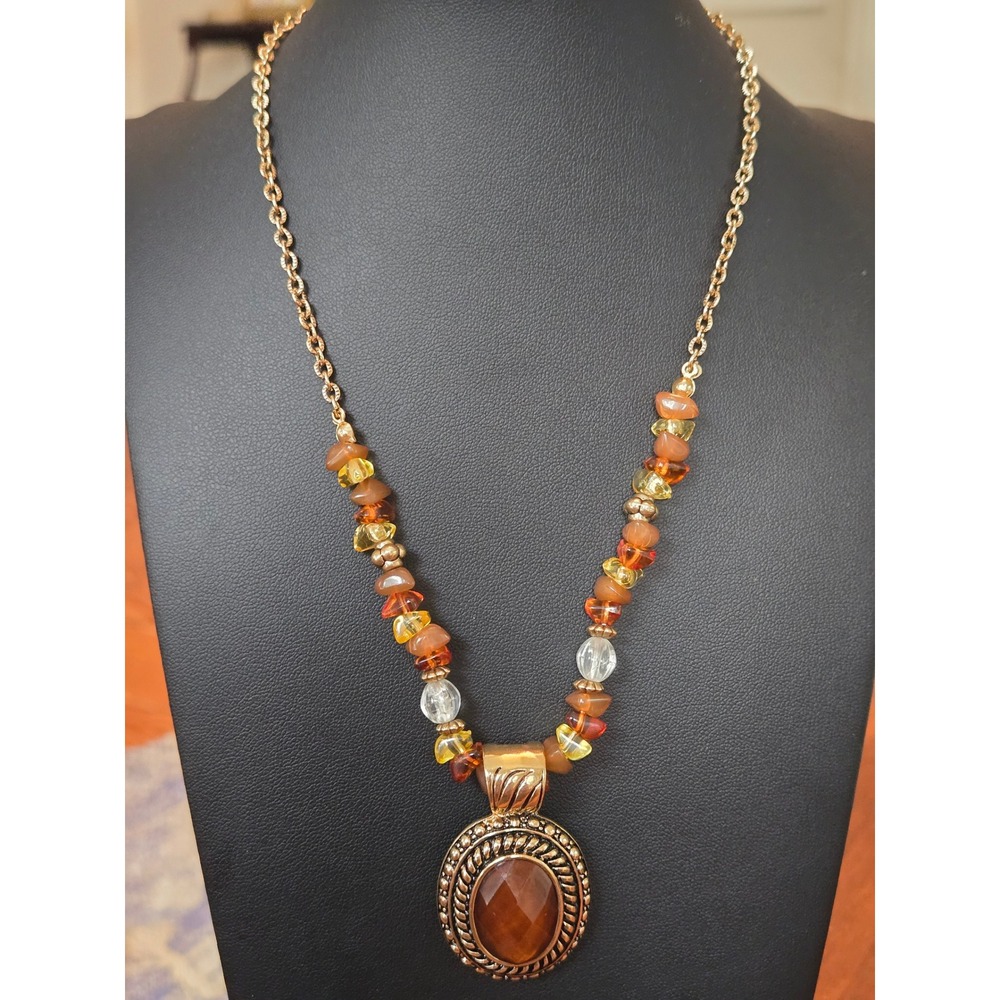 Avon SP Signed Amber Color Beaded Antiqued Pendant Necklace Vintage